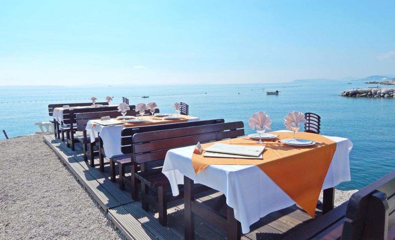Hotel Sunce Podstrana Bagian luar foto