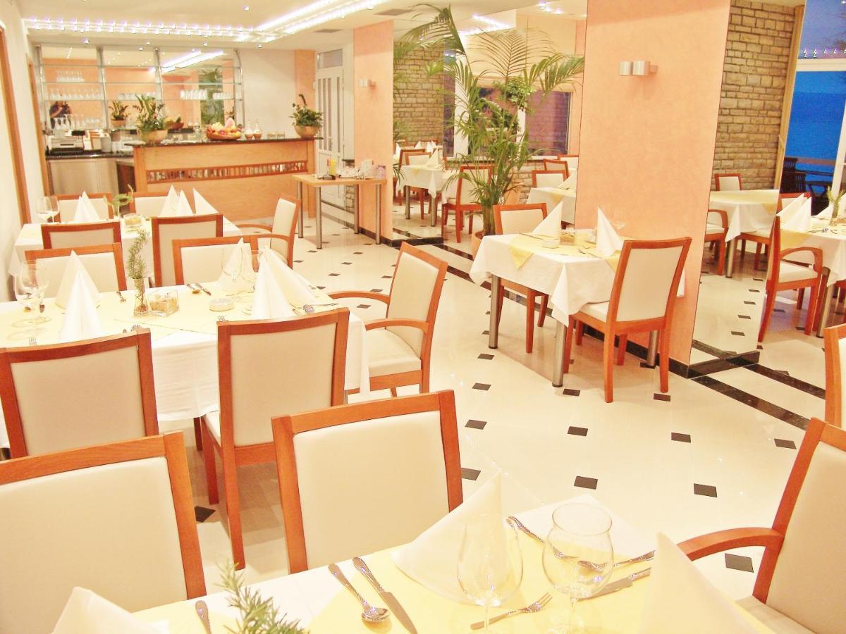 Hotel Sunce Podstrana Bagian luar foto