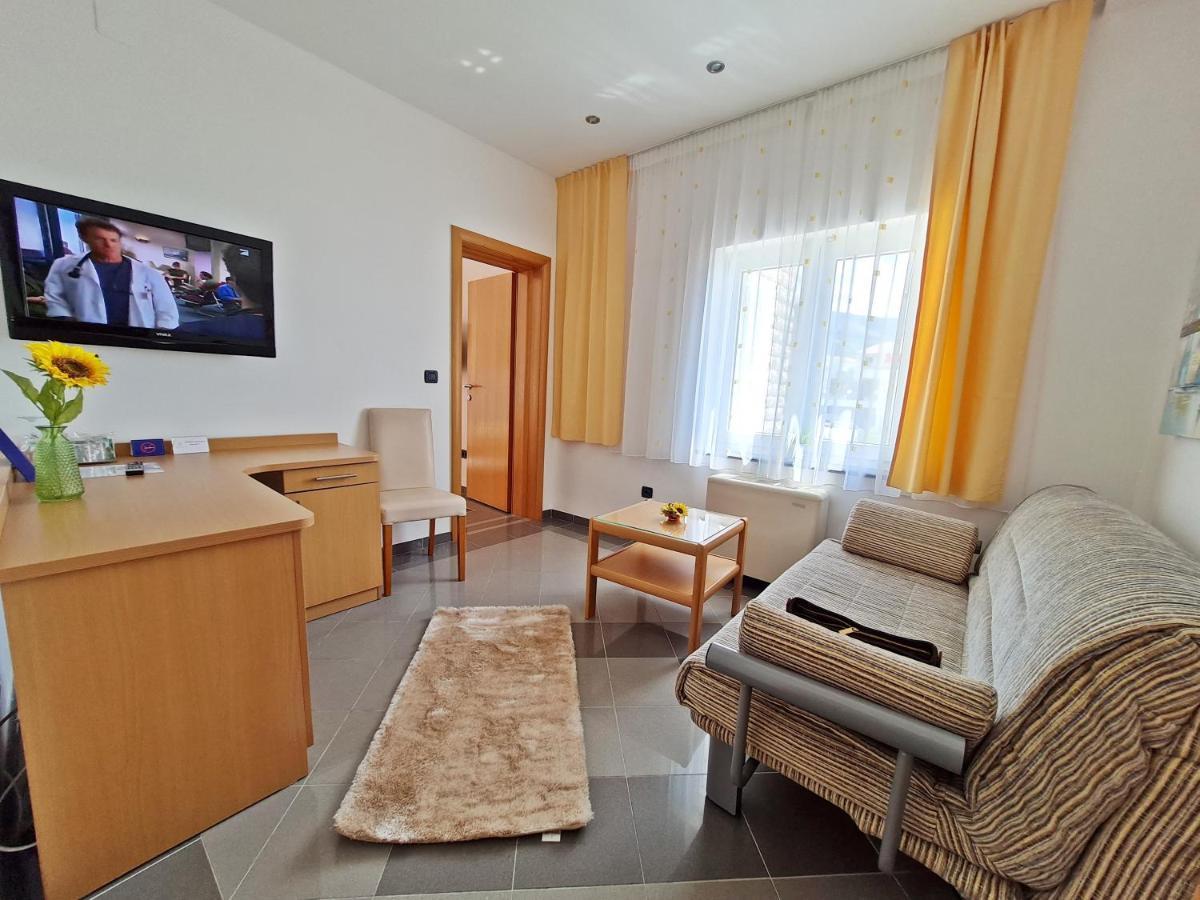 Hotel Sunce Podstrana Bagian luar foto