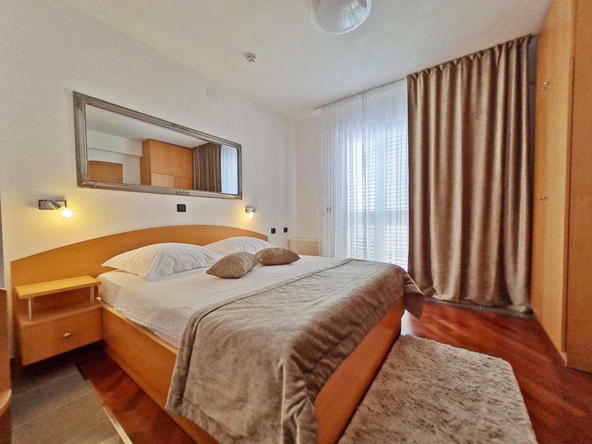 Hotel Sunce Podstrana Bagian luar foto