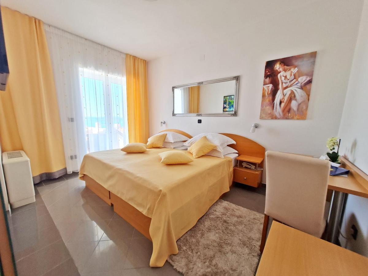 Hotel Sunce Podstrana Bagian luar foto