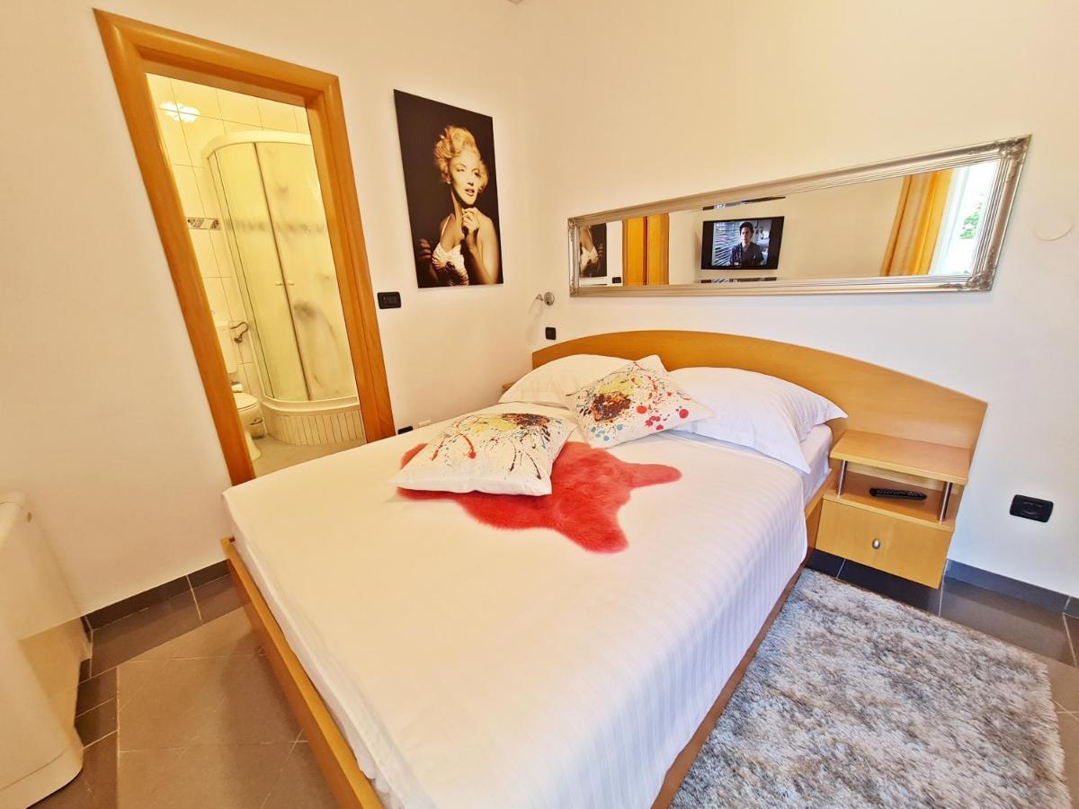 Hotel Sunce Podstrana Bagian luar foto