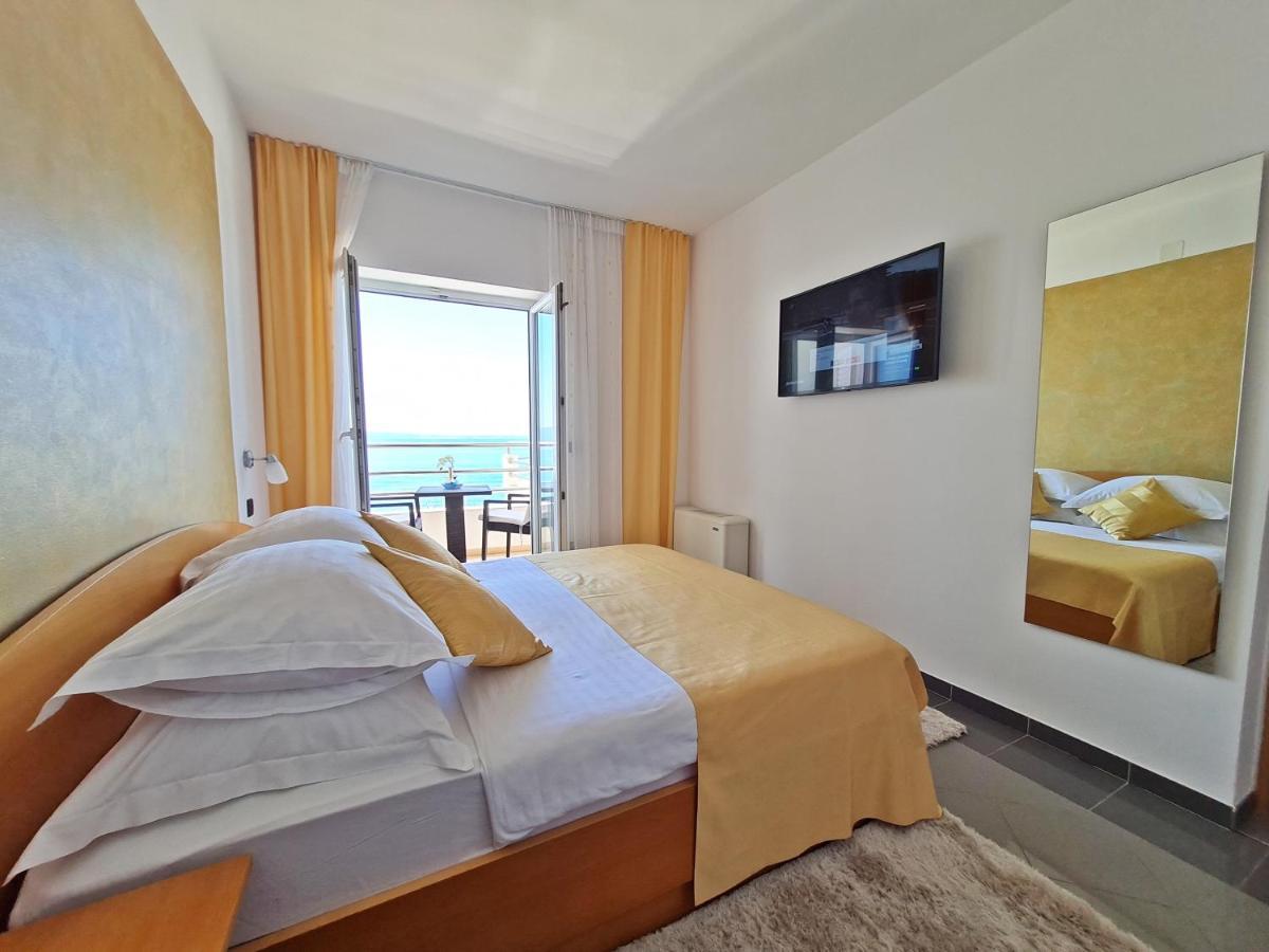 Hotel Sunce Podstrana Bagian luar foto