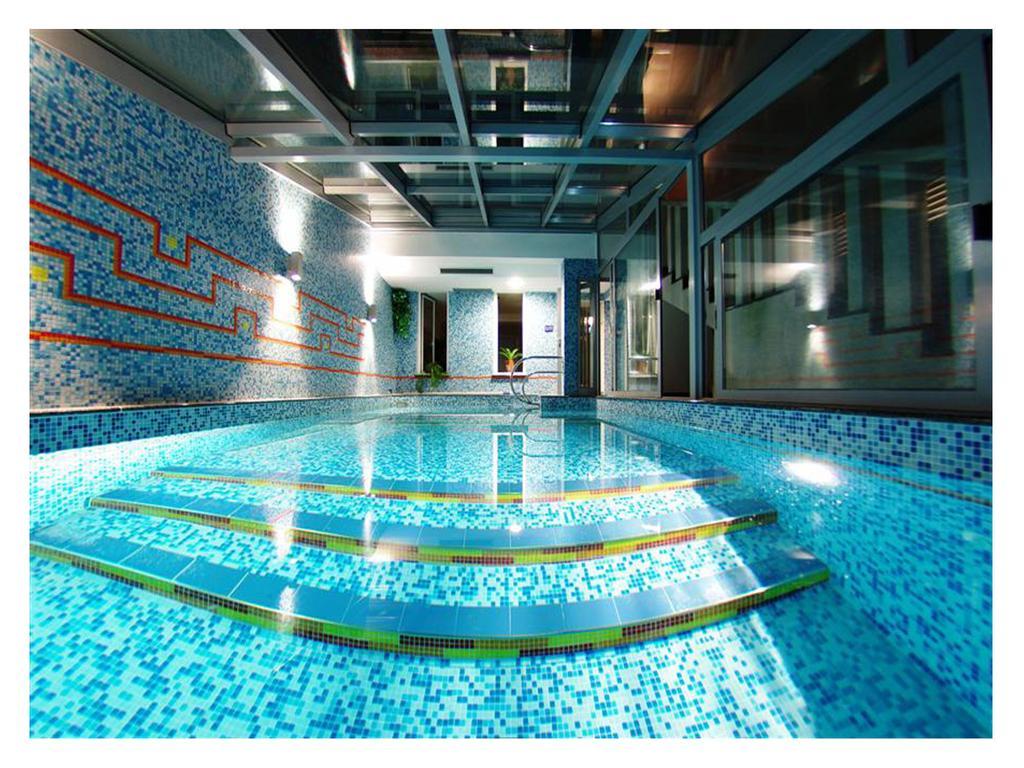Hotel Sunce Podstrana Bagian luar foto